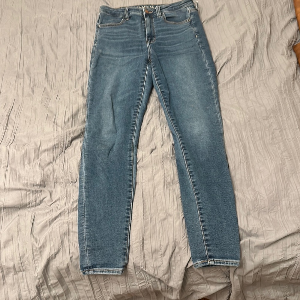 American Eagle Super High Rise Jegging Size 6